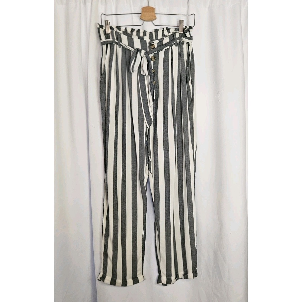 American Eagle white and‎ grey striped flowy/supersoft viscose pants